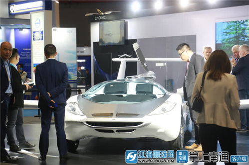 掌上南通記者直擊進(jìn)博會(huì)丨能飛的汽車 會(huì)擁抱的機(jī)器人...這里好多 黑科技