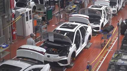 科技助力生產(chǎn) 中國(guó)新能源汽車駛向綠色未來(lái)